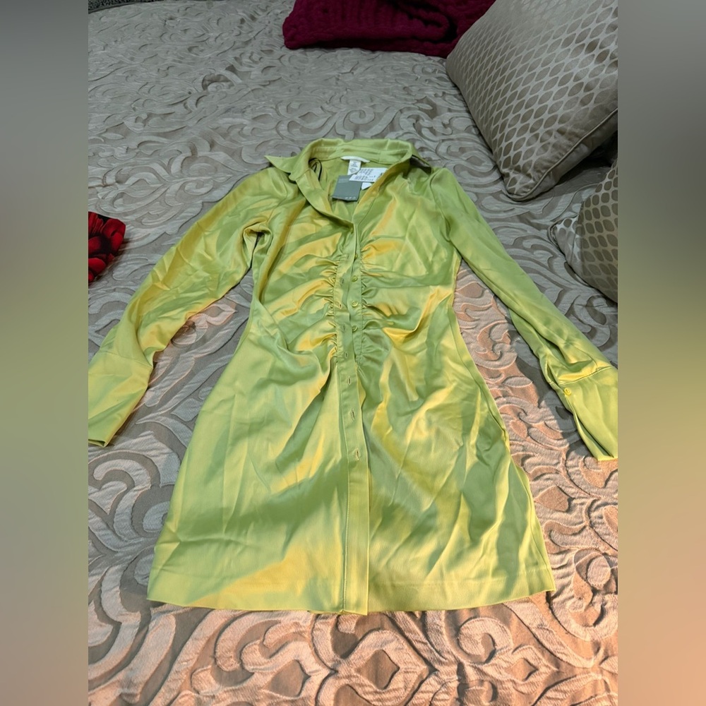 NWT H&M Lime Green Ruched Dress